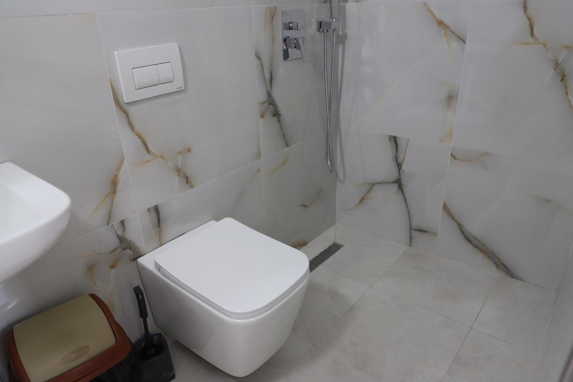 Guesthouse N&B Berat Ngoại thất bức ảnh